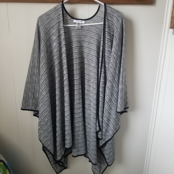 Calvin Klein Sweaters - Calvin Klein Black and White Poncho with Metallic Accent Thread- One Size